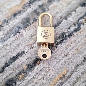 Louis vuitton lock and key 228